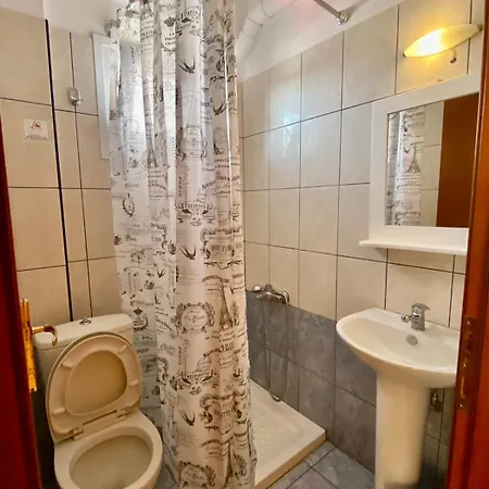 Antonis Chrysafis Apartament